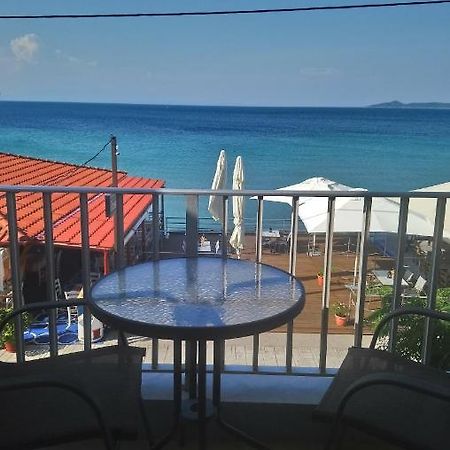 Diolkos Apartement Nea Roda Buitenkant foto