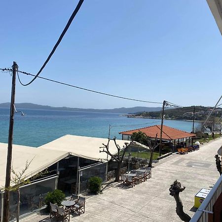 Diolkos Apartement Nea Roda Kamer foto
