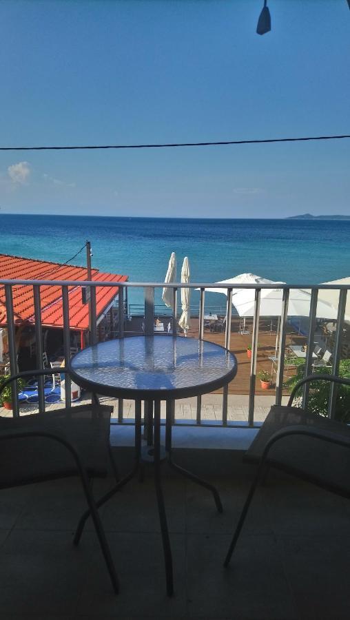 Diolkos Apartement Nea Roda Buitenkant foto