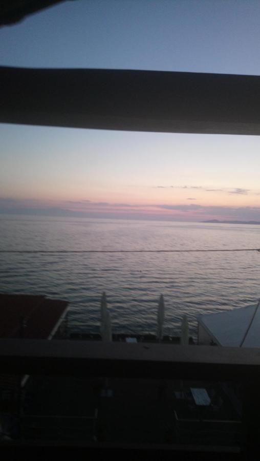 Diolkos Apartement Nea Roda Buitenkant foto