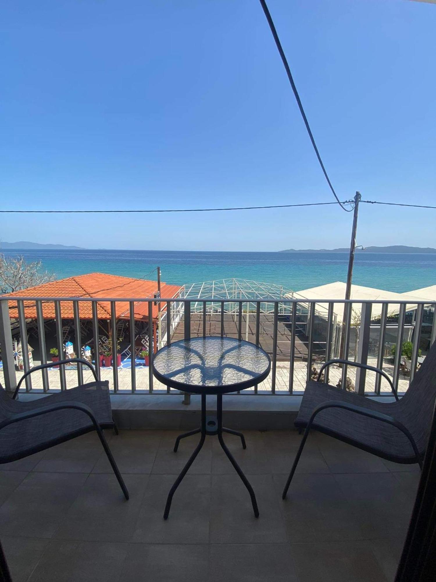 Diolkos Apartement Nea Roda Kamer foto