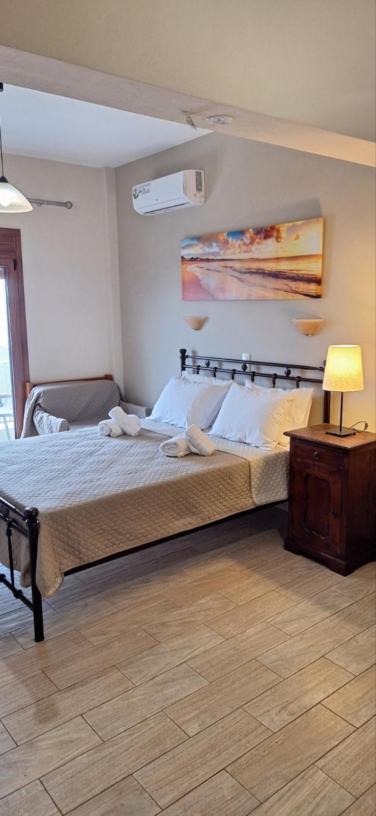Diolkos Apartement Nea Roda Kamer foto